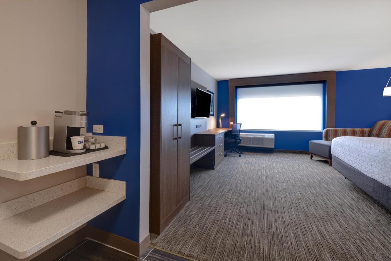 Holiday Inn Express & Suites - Brighton By Ihg Kültér fotó