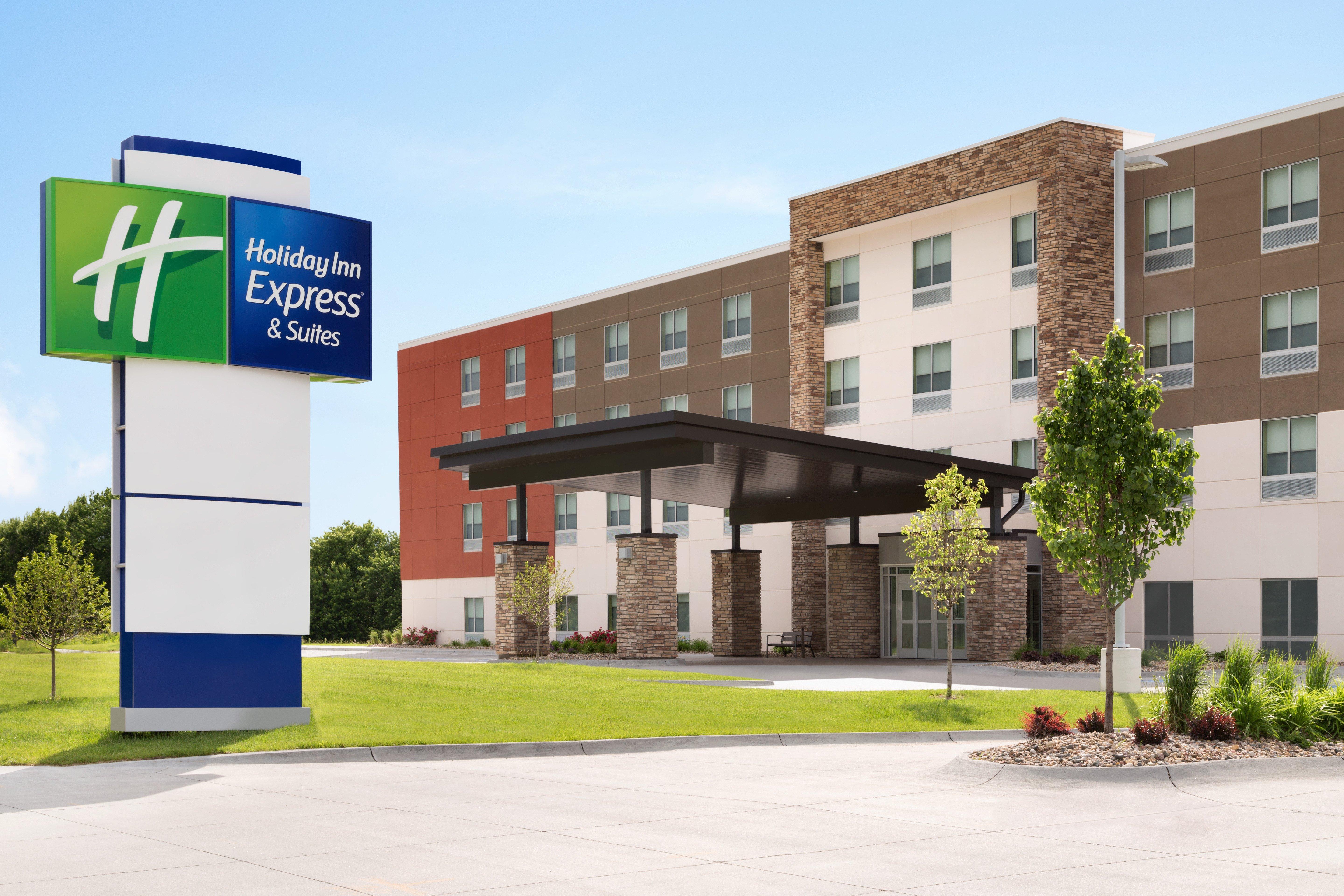 Holiday Inn Express & Suites - Brighton By Ihg Kültér fotó